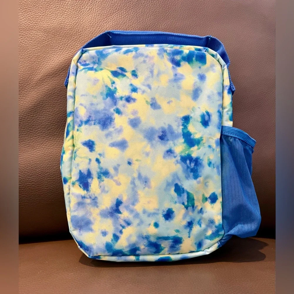 N/A blue yellow